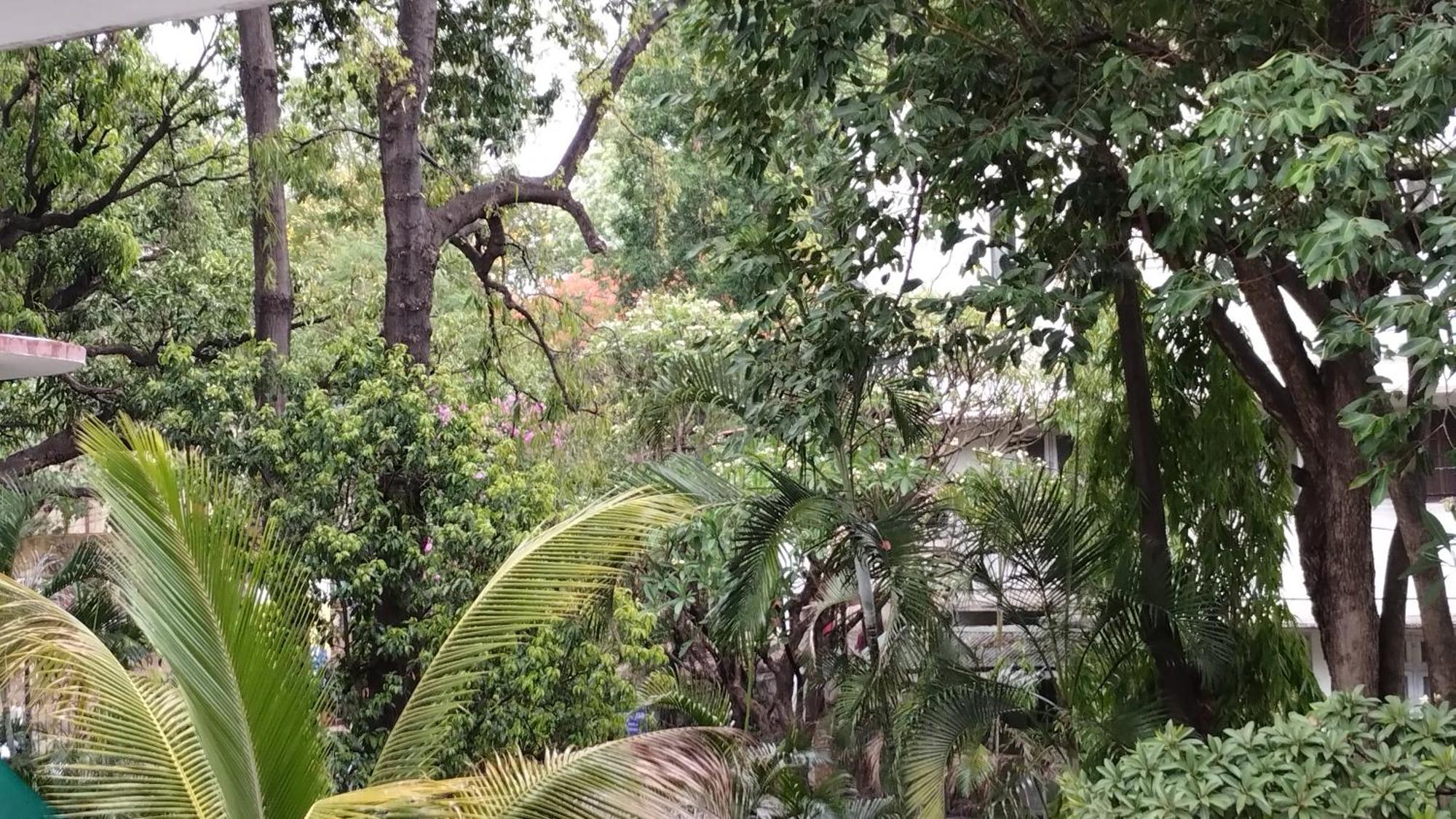 Madhav Bhavan Guest House ปูเน่ ภายนอก รูปภาพ