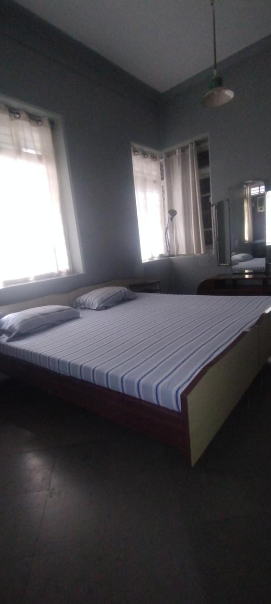 Madhav Bhavan Guest House ปูเน่ ภายนอก รูปภาพ