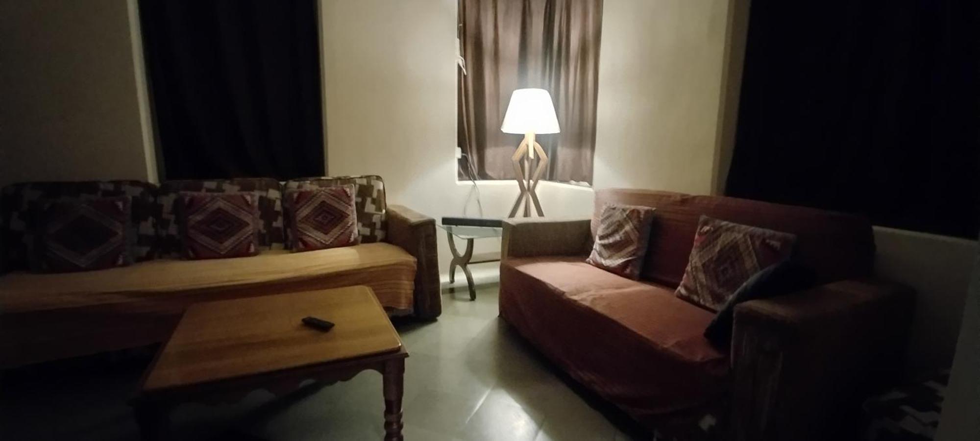 Madhav Bhavan Guest House ปูเน่ ภายนอก รูปภาพ
